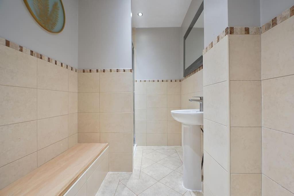 Stradbroke House - 5 Bed Townhouse, Sleeps 11, Great For Group Stays & Workers, Free Parking & Netflix - Hosted By Stay Host Save Шефилд Экстерьер фото